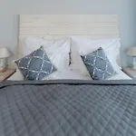 Aurora Vendeghaz Πανσιόν 4*