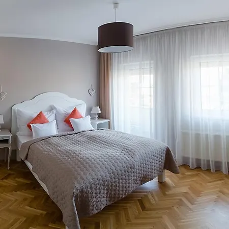 Aurora Vendeghaz Konukevi Hévíz