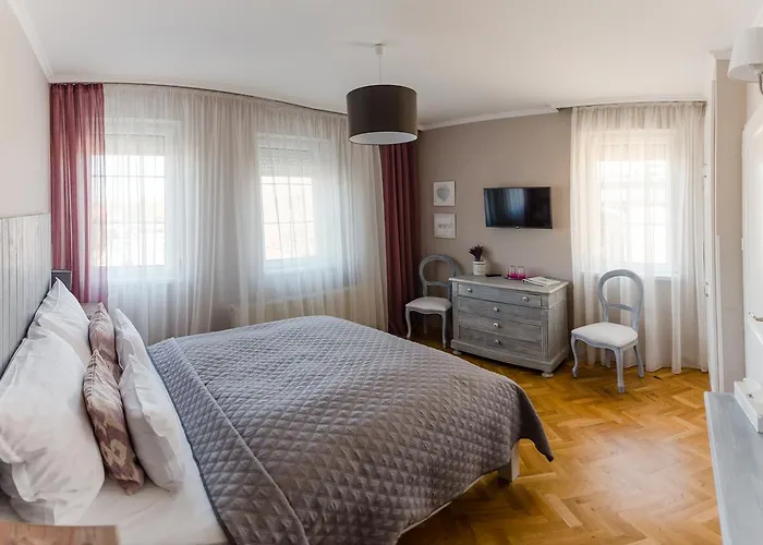 Aurora Vendeghaz 게스트하우스